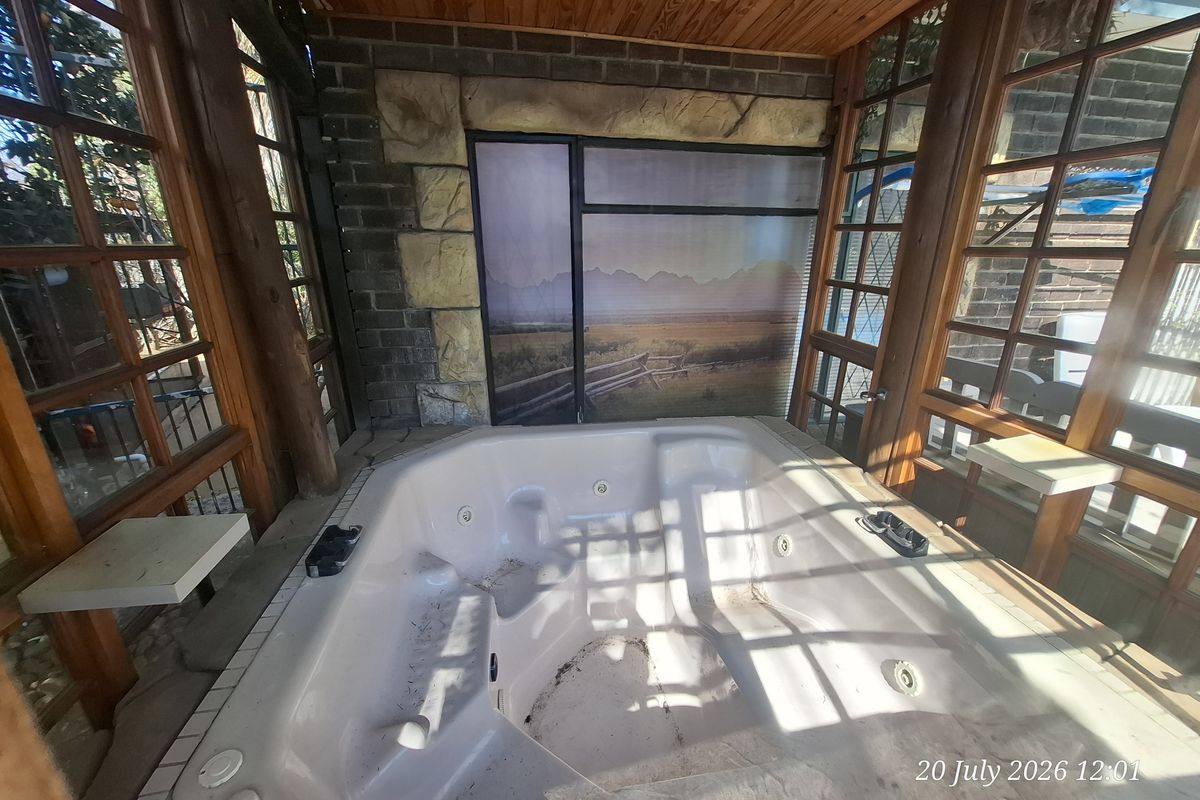 Spacious Family Home with Fantastic Entertainment Area in Pioneer Park - Photo 5