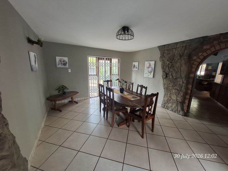Your Dream Rental Awaits – Stunning 4 Bedroom Home with Pool and Lapa - Photo 6