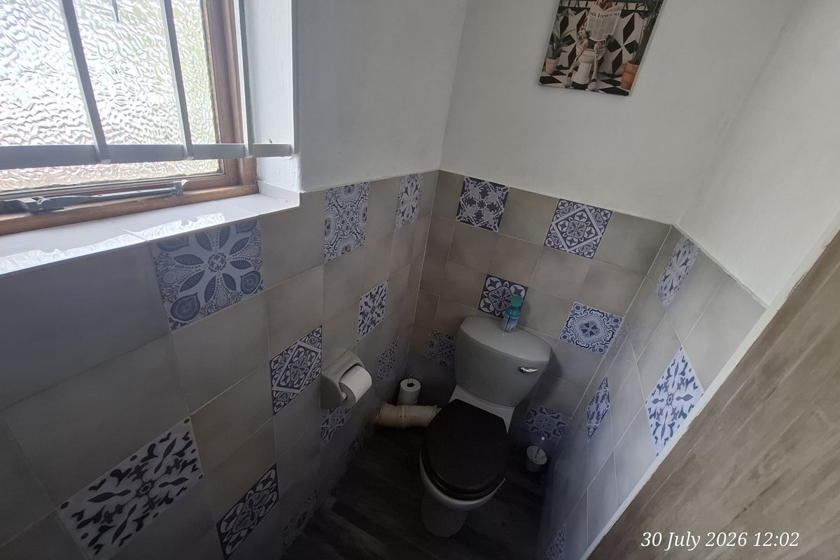 Your Dream Rental Awaits – Stunning 4 Bedroom Home with Pool and Lapa - Photo 5