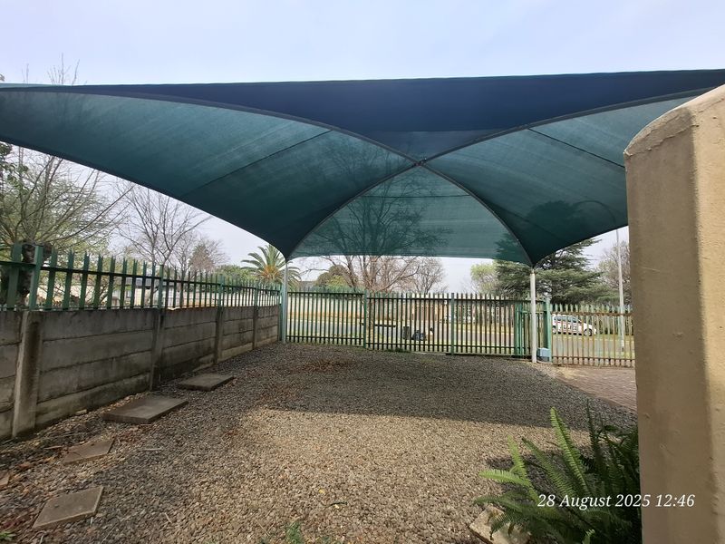 Neat, Pet-Friendly Granny Flat Close to Drakensberg Primary - Photo 2