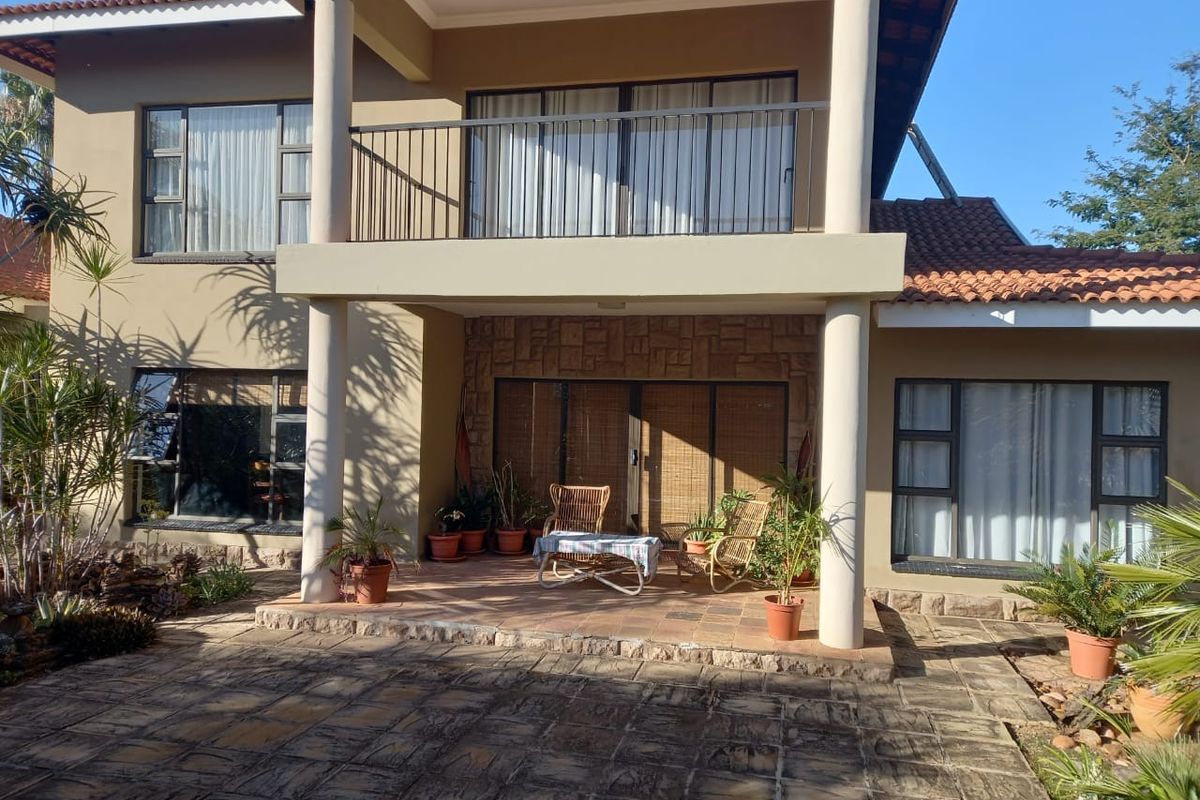 Duplex For Sale In Bela Bela - Photo 2