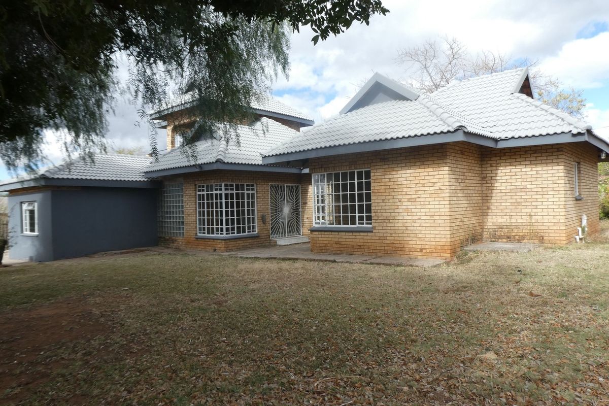 House For Sale In Bela Bela - Photo 2