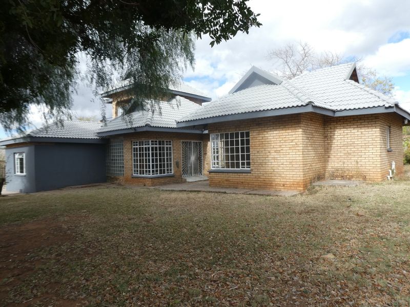 House For Sale In Bela Bela - Photo 2