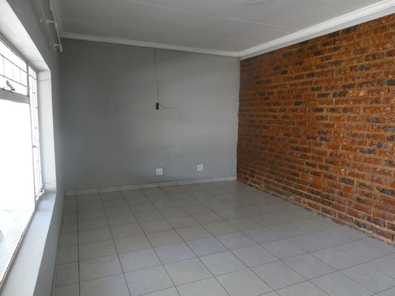 Apartment For Sale In Bela Bela - Photo 4