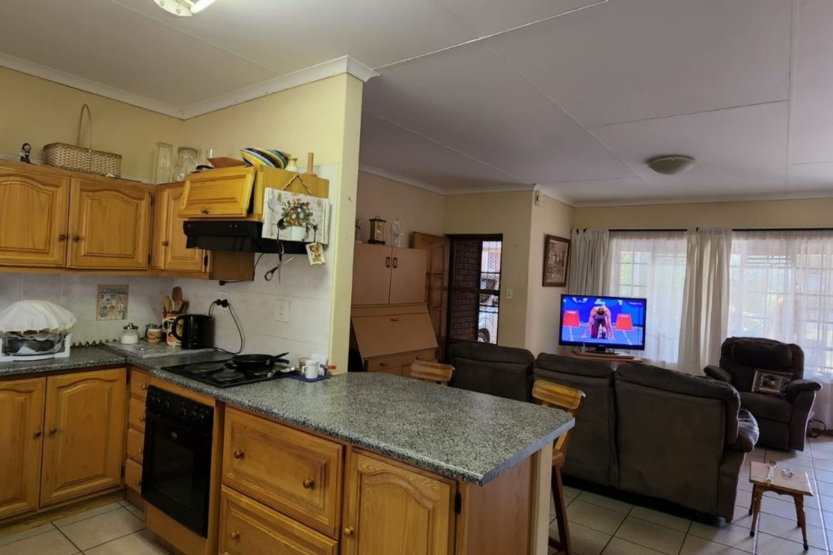 Townhouse For Sale In Bela Bela - Photo 5