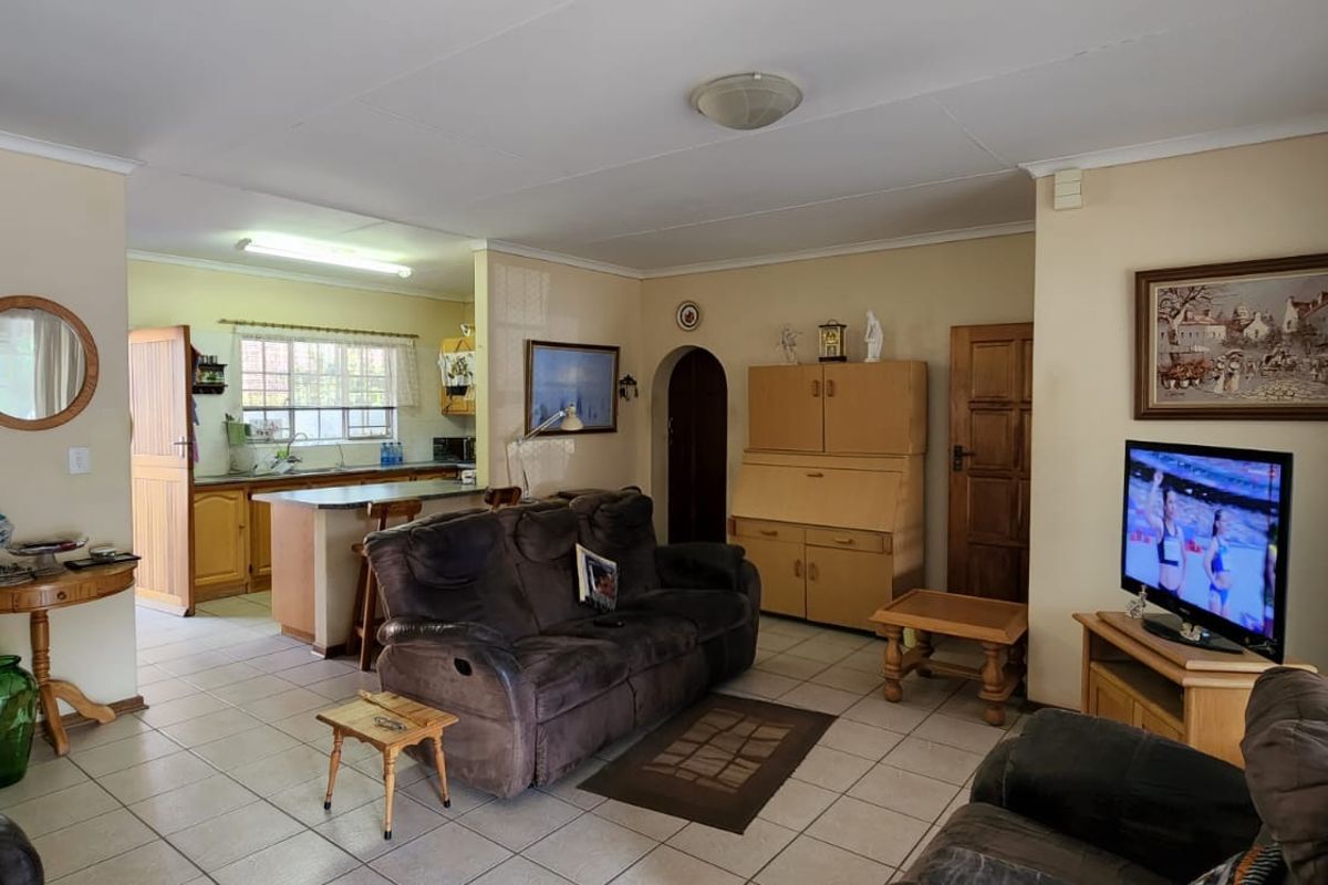 Townhouse For Sale In Bela Bela - Photo 4
