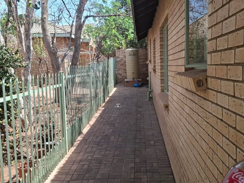 Townhouse For Sale In Bela Bela - Photo 7