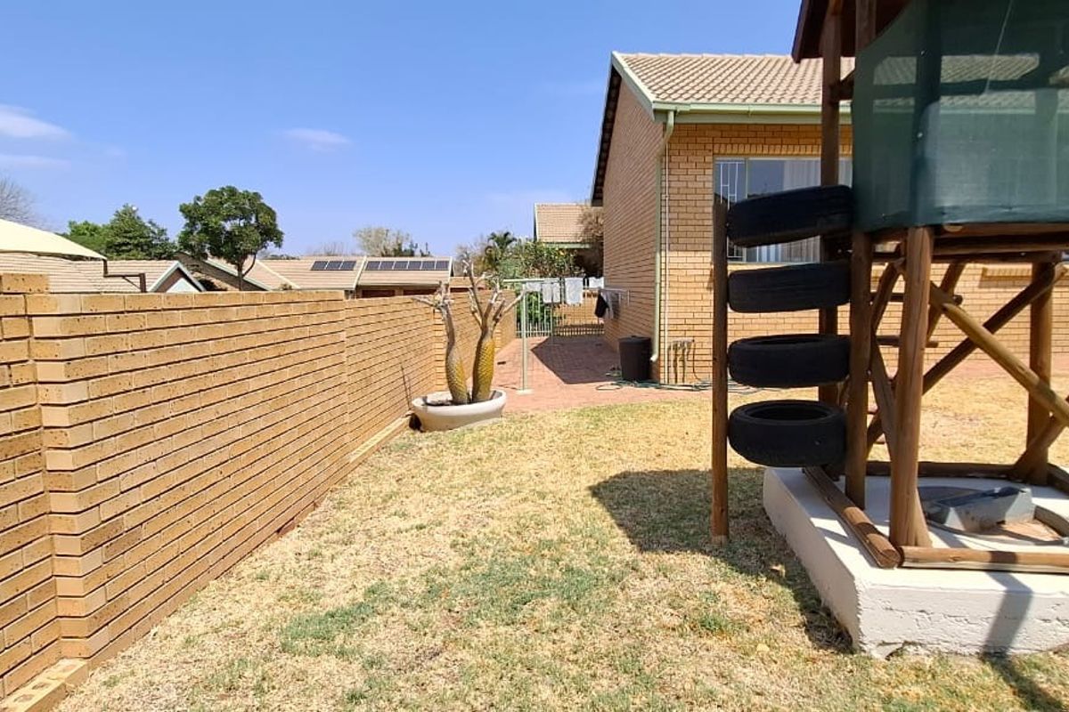 Townhouse For Sale In Bela Bela - Photo 3