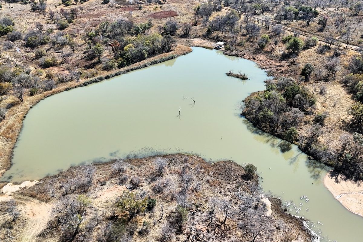 JUST LISTED - Photo 4