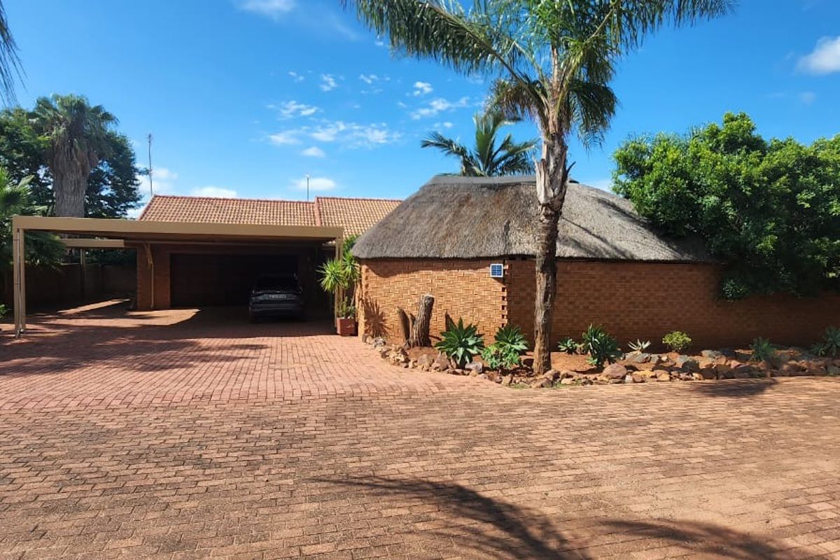 Townhouse For Sale In Bela Bela - Photo 3