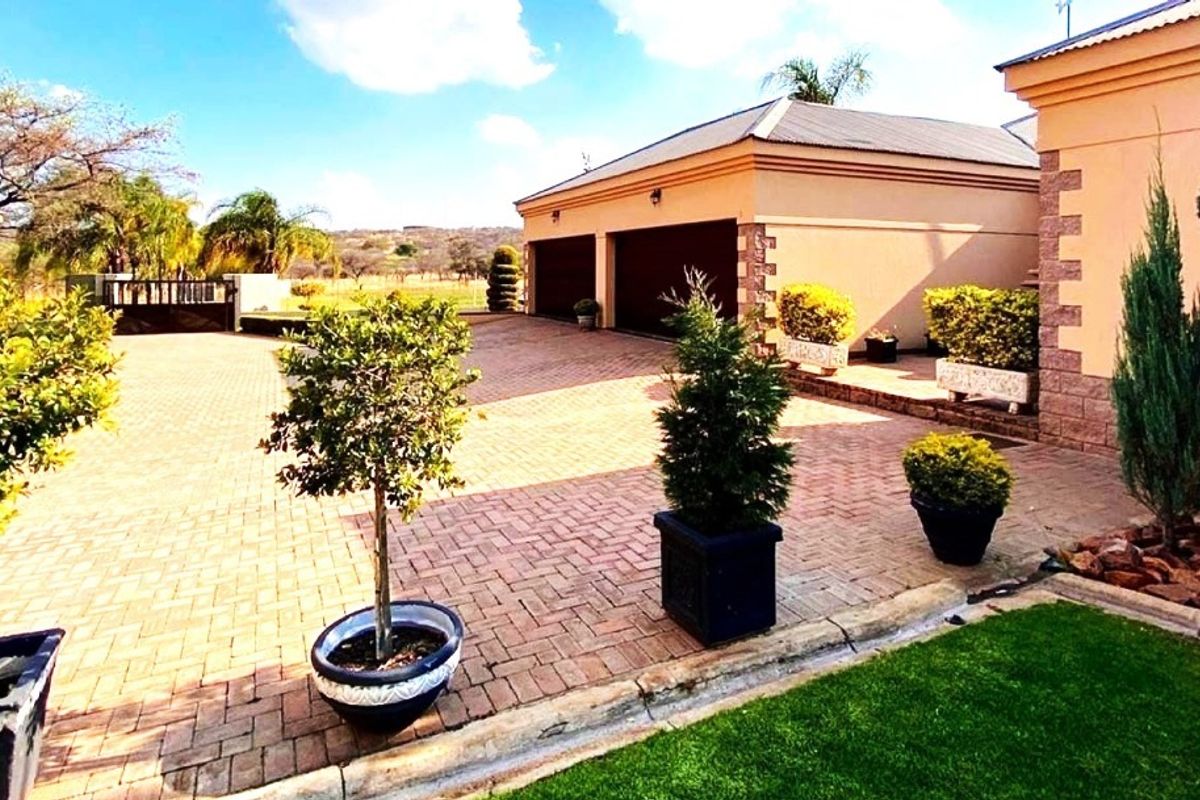 Smallholding For Sale In Bela Bela - Photo 2