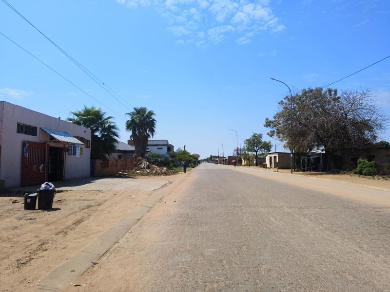 A view of the local street and surrounding neighbourhood infrastructure.