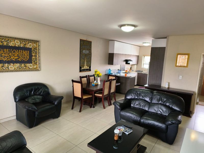 Apartment For Sale In Boksburg - Photo 2