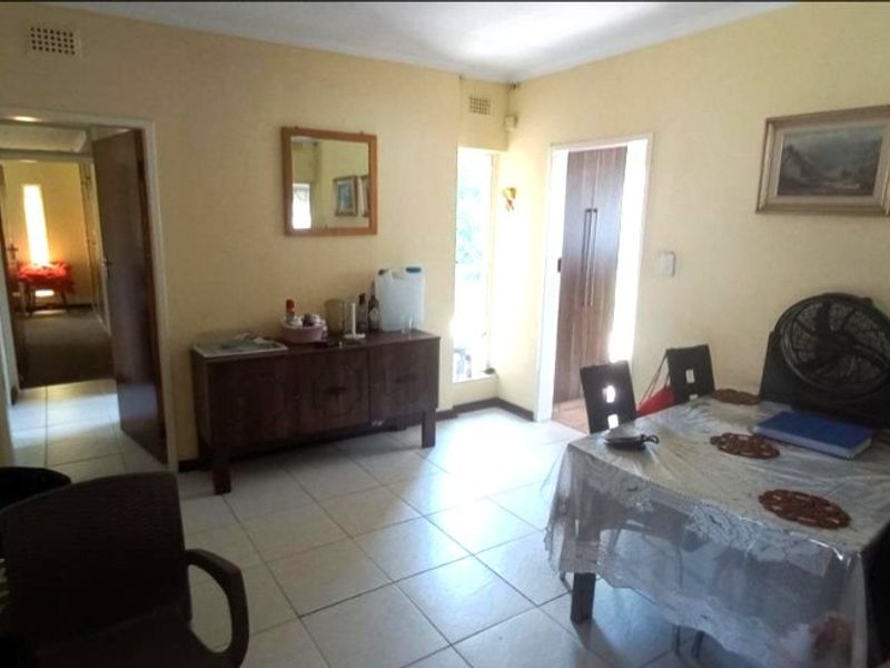 House For Sale In Benoni - Photo 4