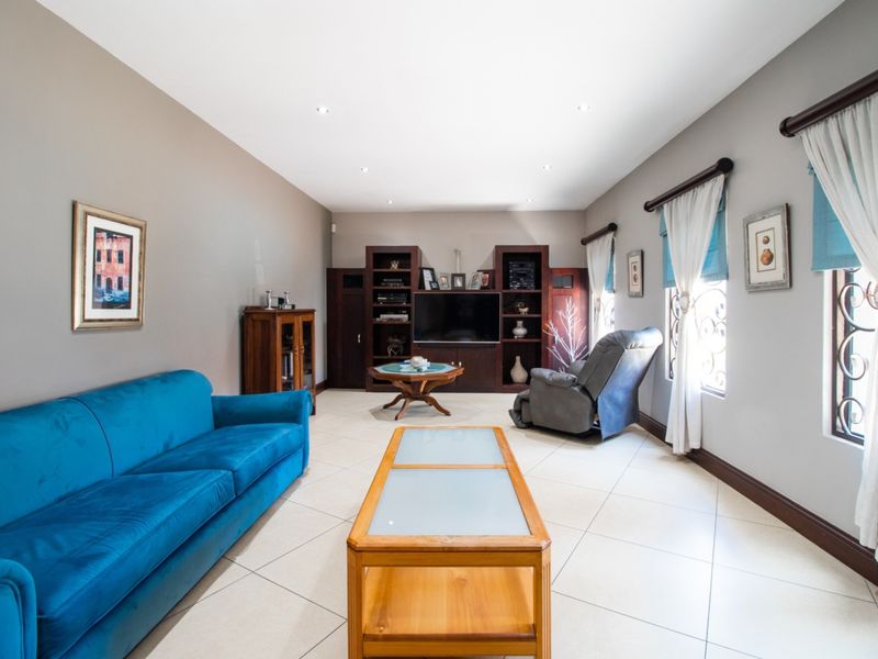 House For Sale In Benoni - Photo 9