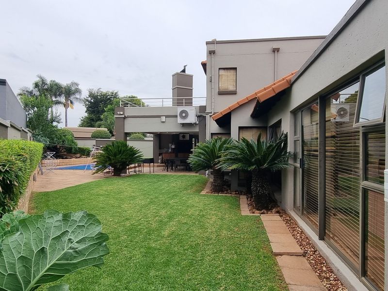 House For Sale In Boksburg - Photo 2