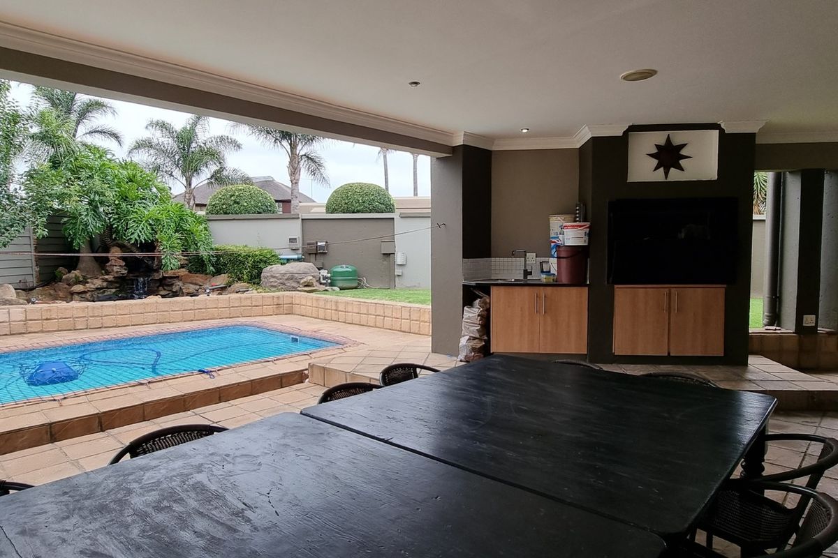 House For Sale In Boksburg - Photo 5