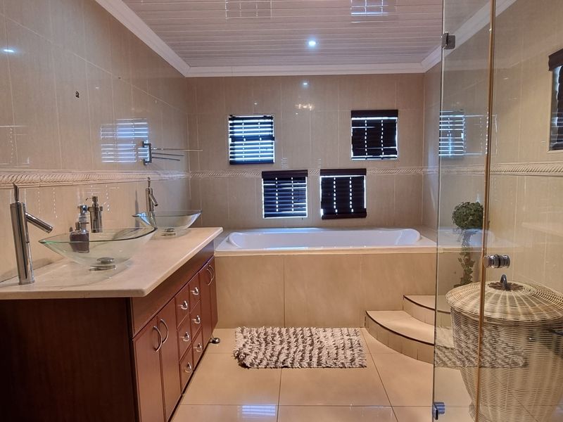 House For Sale In Boksburg - Photo 10