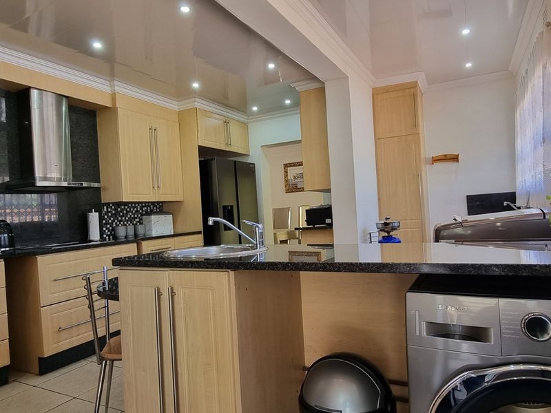 House For Sale In Boksburg - Photo 3