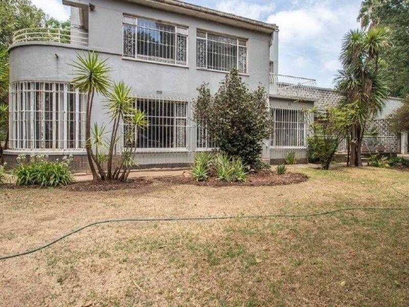 A HOME FOR THE BIG FAMILY IN WEBBER, GERMISTON. IDEAL FOR BUSINESS OFFICES. - Photo 2