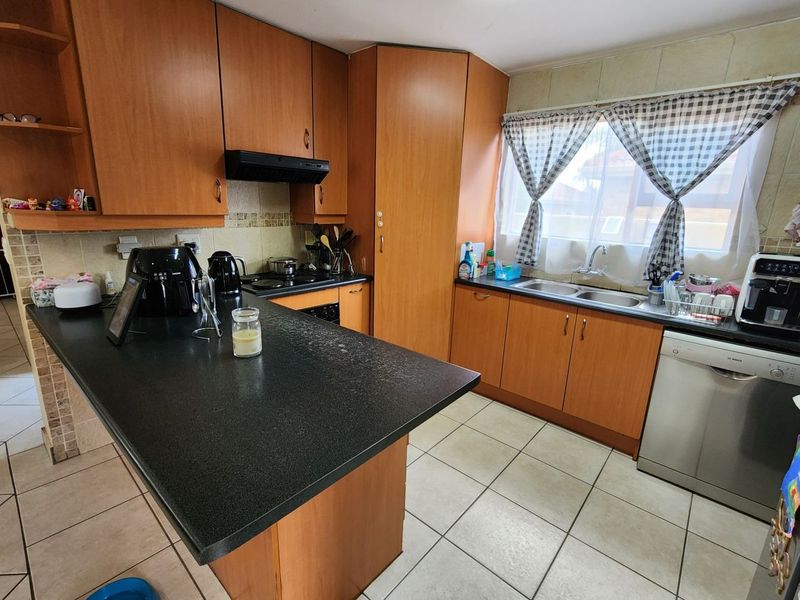 House For Sale In Boksburg - Photo 6