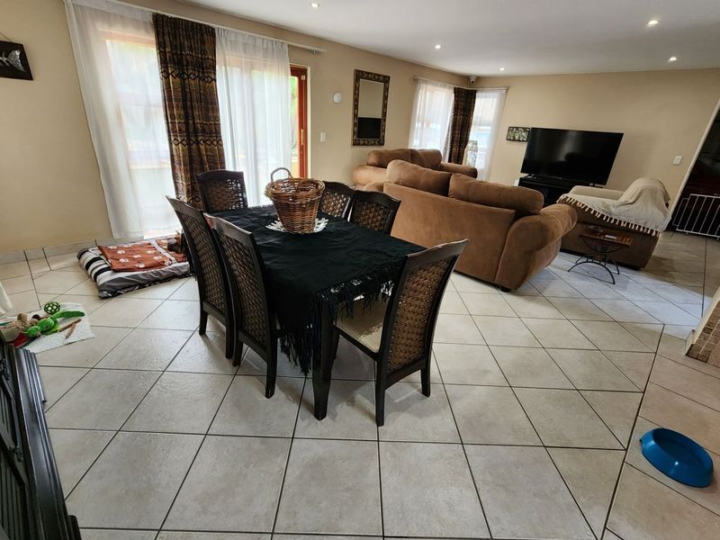 House For Sale In Boksburg - Photo 4