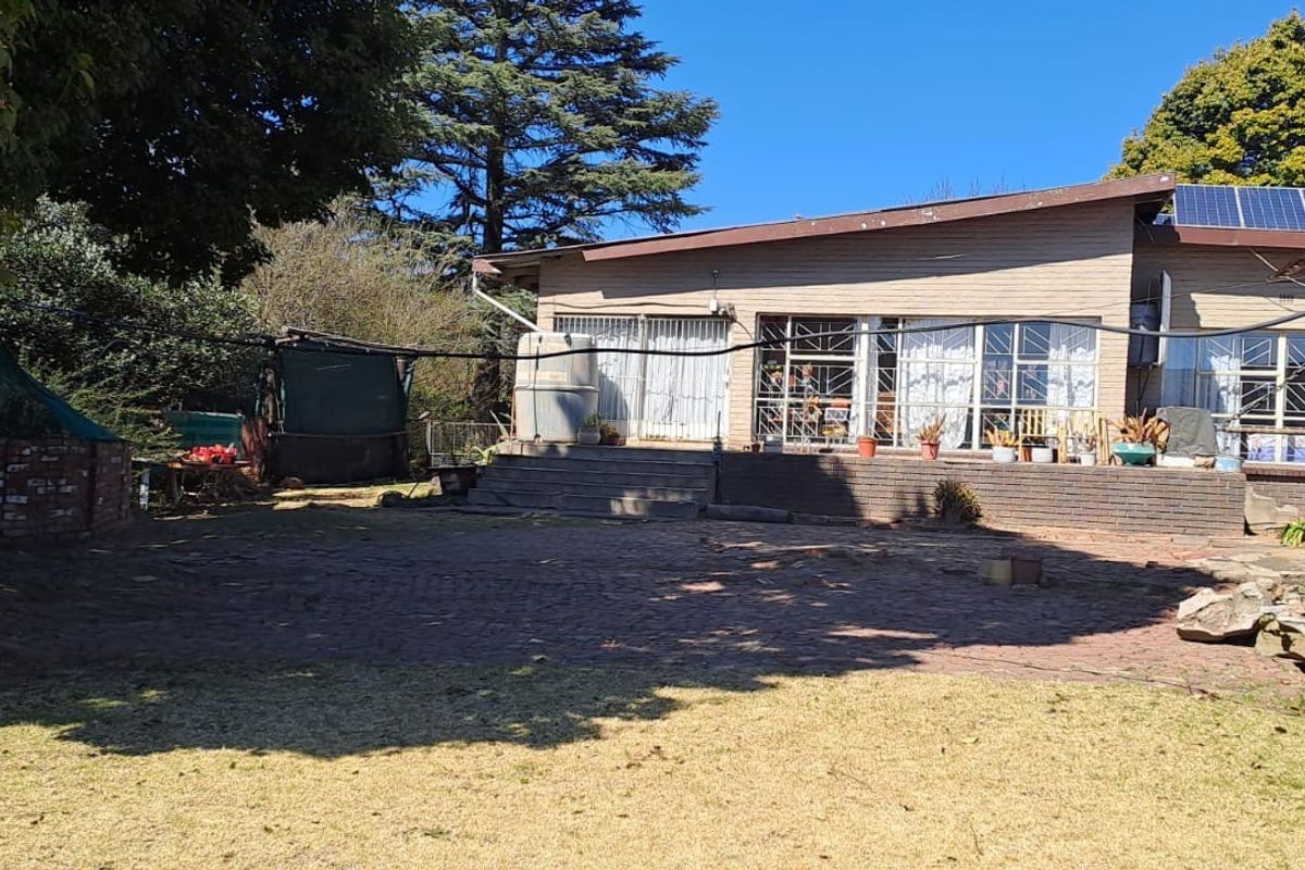Three-Bedroom Property for Sale in Ermelo, Mpumalanga - Photo 2