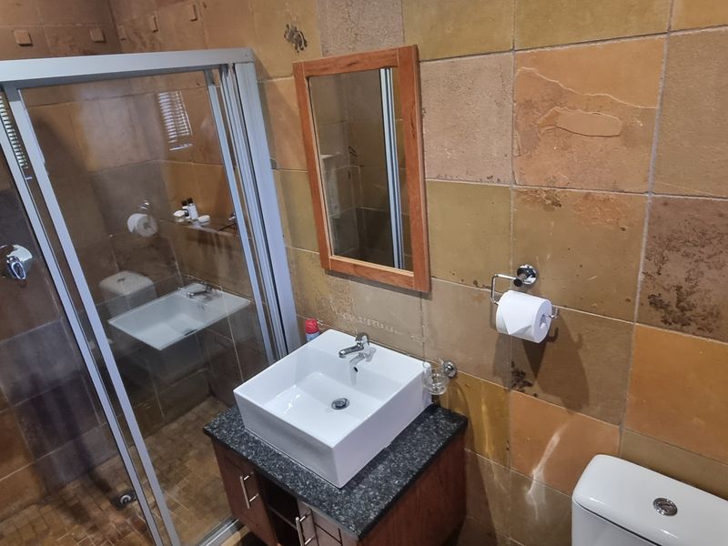 Luxurious Lodge for sale - Photo 7