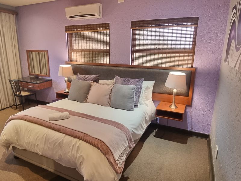 Luxurious Lodge for sale - Photo 6