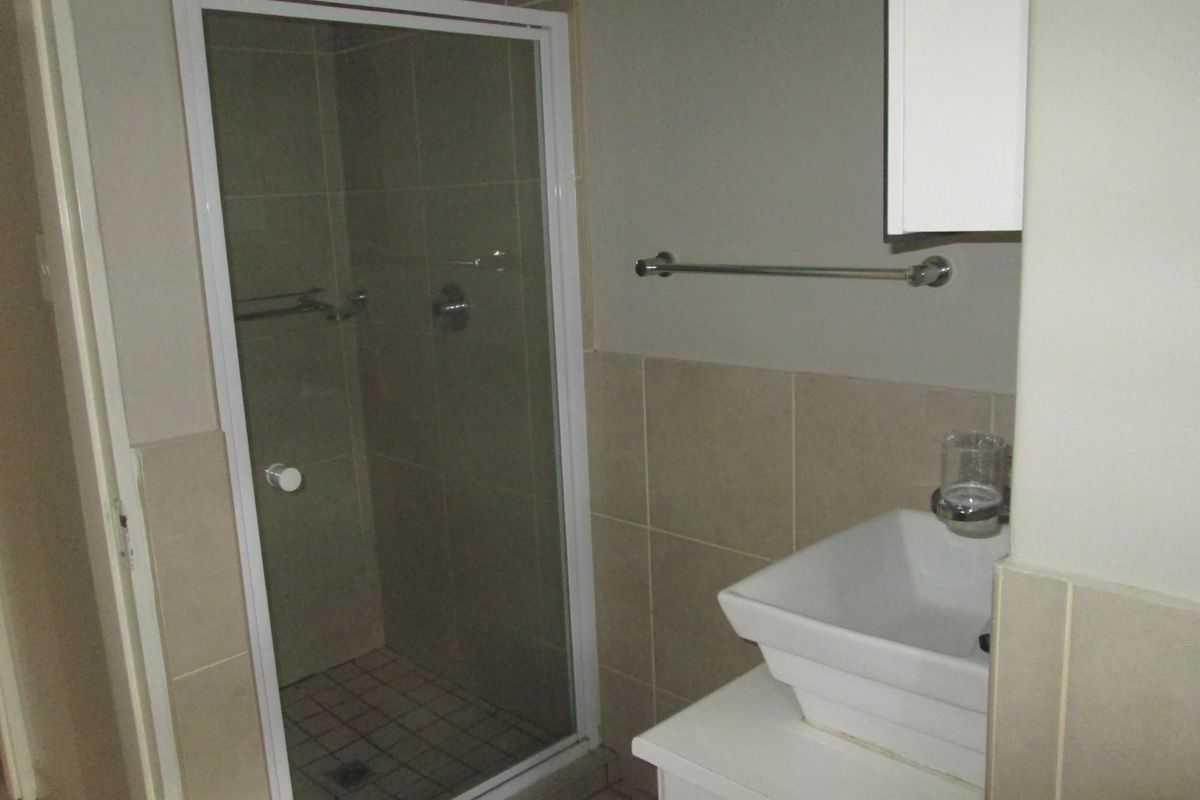 1 bedroom shared fully furnished - Photo 4