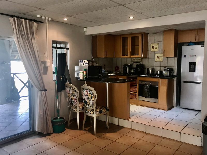 River House with boat for sale on the Modderrivier. - Photo 7