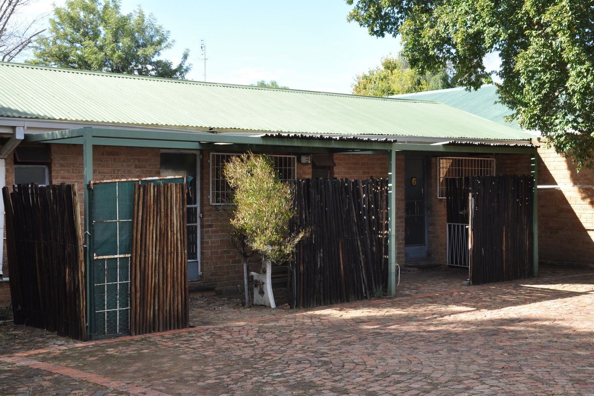 House For Sale In Bloemfontein - Photo 4