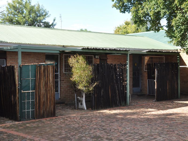 House For Sale In Bloemfontein - Photo 4