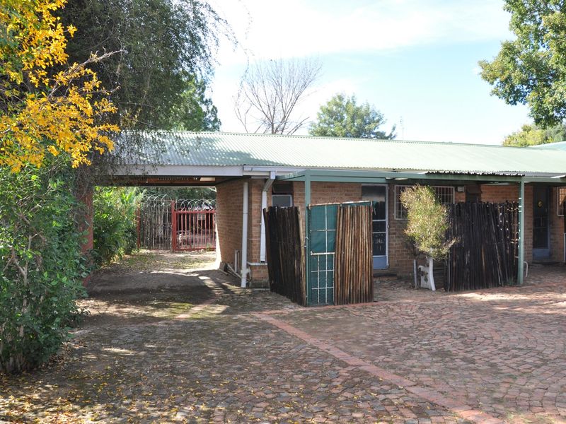 House For Sale In Bloemfontein - Photo 3