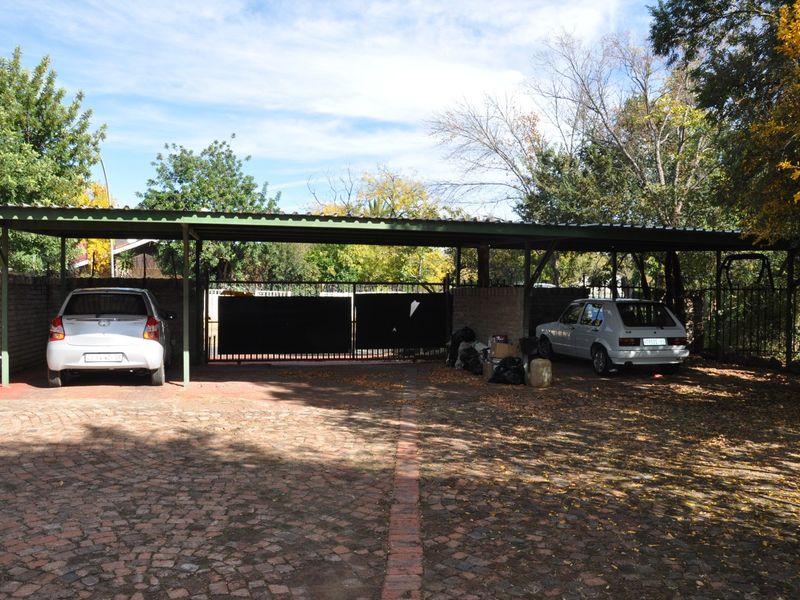 House For Sale In Bloemfontein - Photo 5