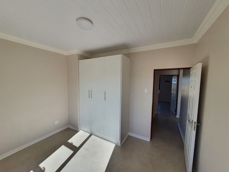 2 Bedroom Upmarket Units for Sale in Hilton - Photo 10