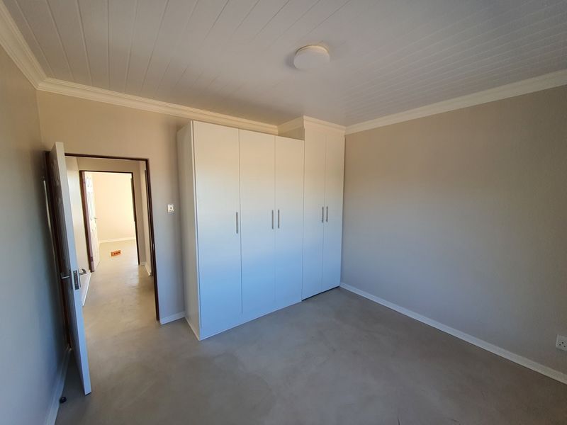 2 Bedroom Upmarket Units for Sale in Hilton - Photo 8