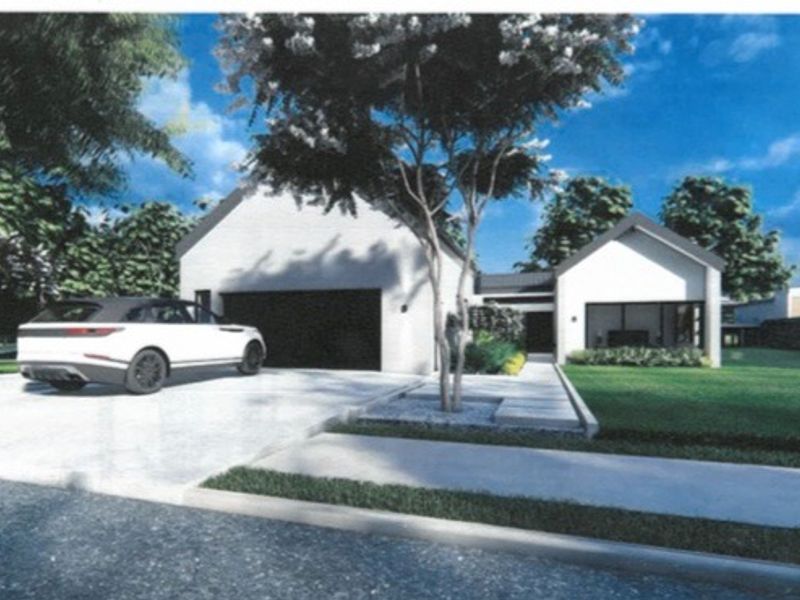 House For Sale In Bloemfontein - Photo 2