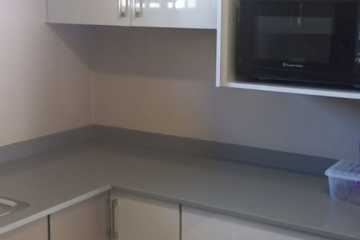 2 BEDROOM TOWNHOUSE FOR SALE - Photo 3