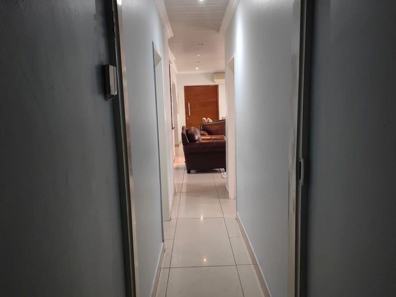 3 Bedroom House for sale in Heidedal - Photo 10
