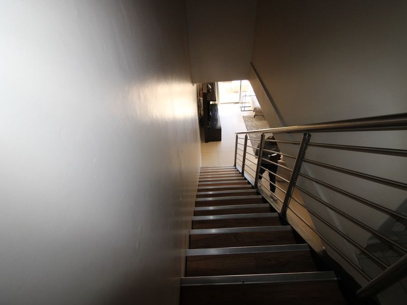 Townhouse For Sale In Bloemfontein - Photo 9