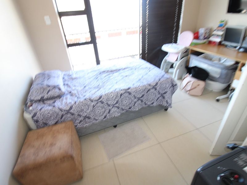 Townhouse For Sale In Bloemfontein - Photo 7