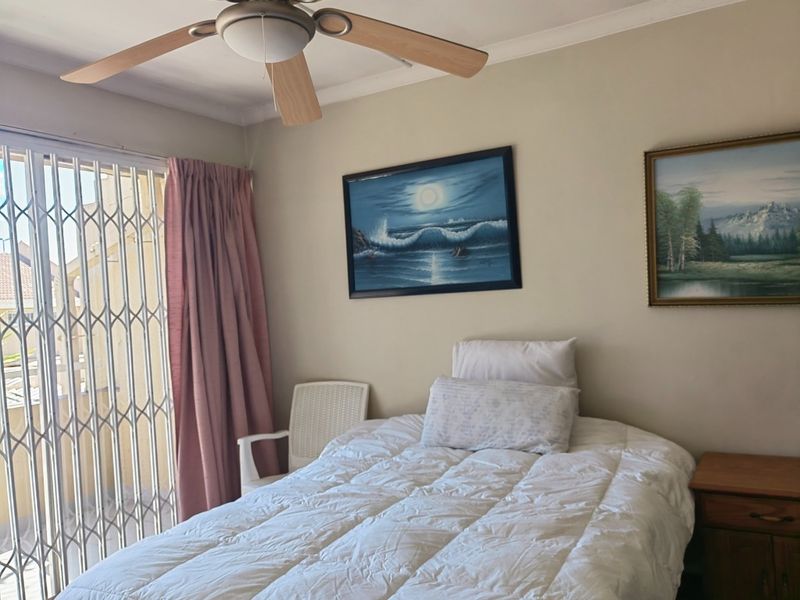 4 Bedroom Town House for sale - Photo 7