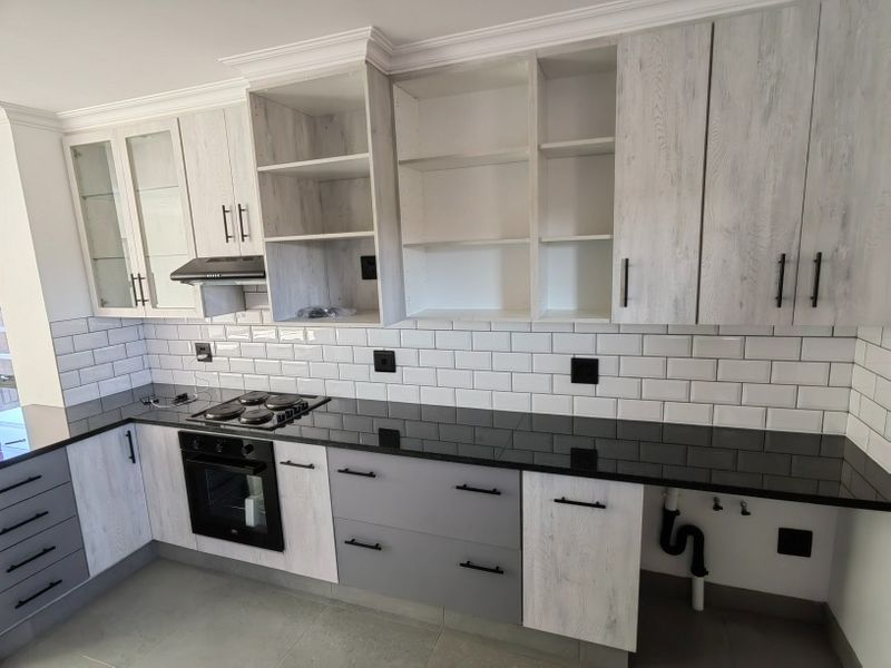 42 Three-bedroom duets for sale - Photo 9