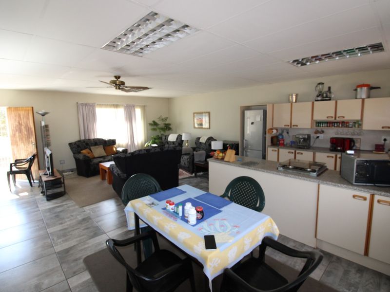 5 x 2-Bedroom Townhouses with Future Development Potential for Sale - Photo 2