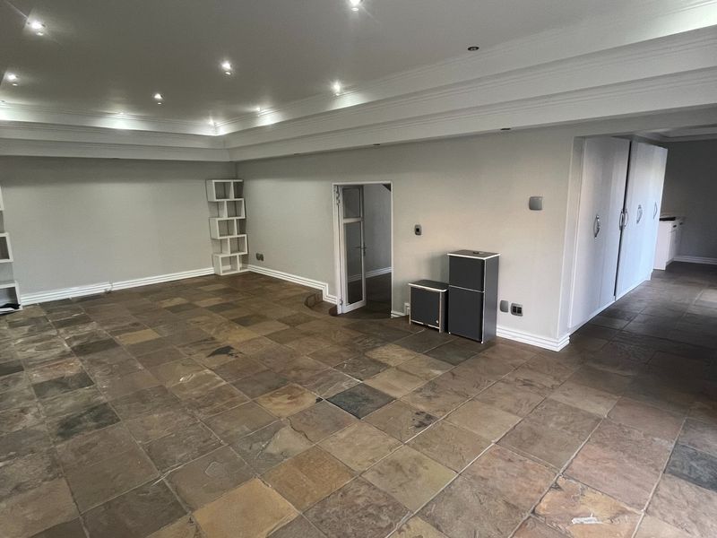 2 Prime Properties for sale in Innes Avenue - Photo 8