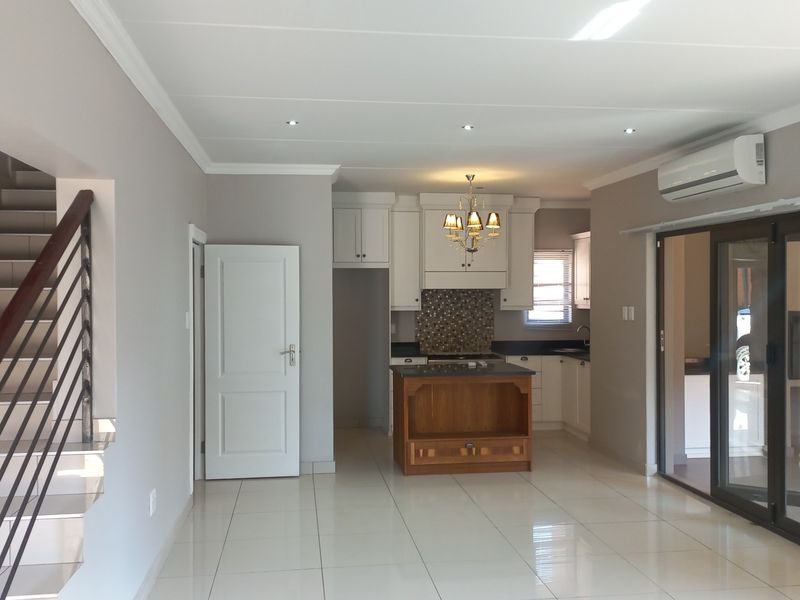 3 Bedroom Townhouse For Sale in Wild Olive Estate - Photo 2