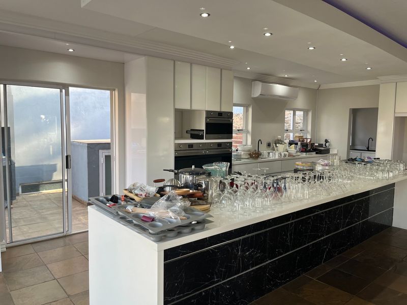 Waverley Elegance: Where Luxury Finds Its Home - Photo 9