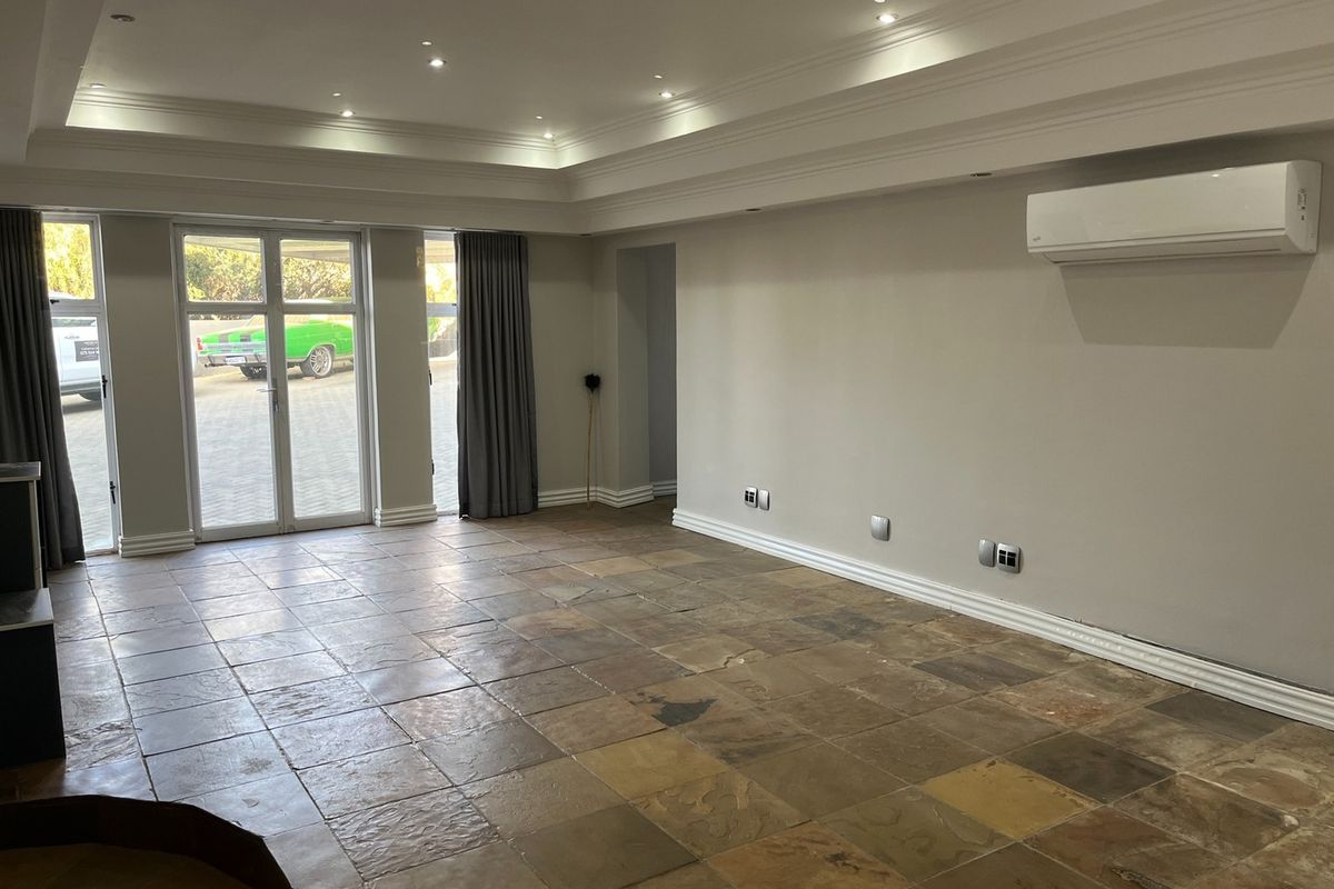 Waverley Elegance: Where Luxury Finds Its Home - Photo 4