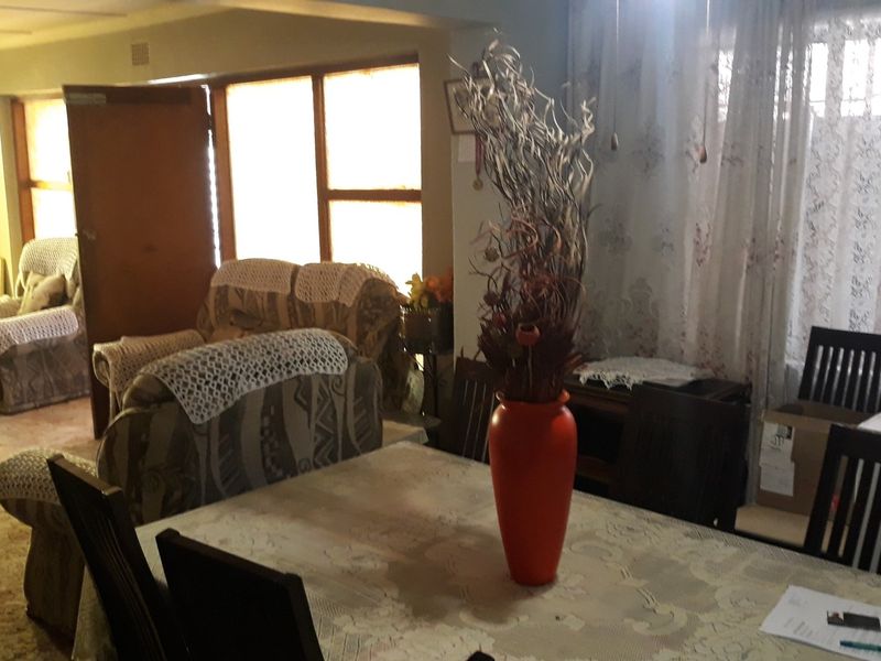 3 Bedroom House for sale in Heidedal - Photo 5